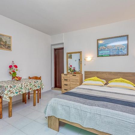 Apartments Bastovanovic Rovinj Bagian luar foto