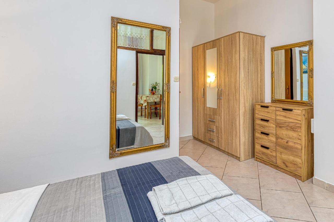 Apartments Bastovanovic Rovinj Bagian luar foto